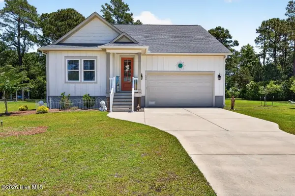 904 Sea Holly Court, New Bern, NC 28560