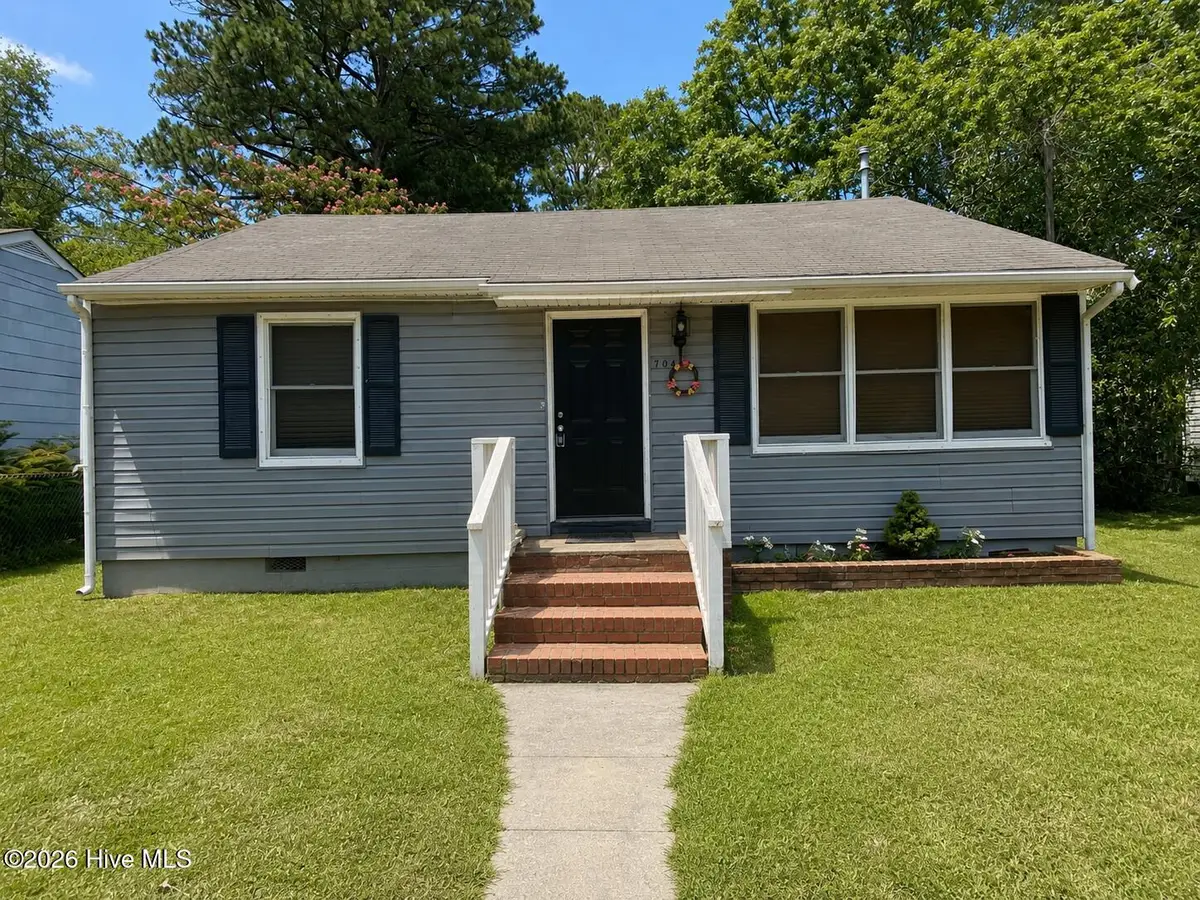 704 Dixon Street, Kinston, NC 28501 - #1