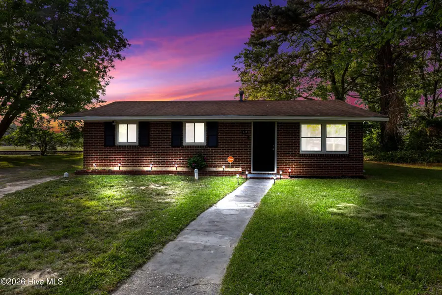 719 S Chestnut Circle, Goldsboro, NC 27530 - #2