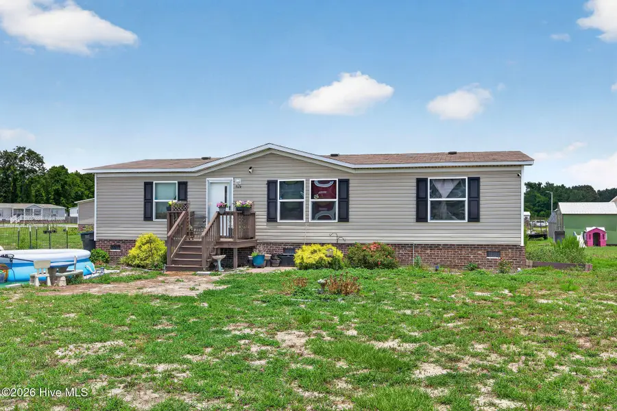 109 Dogwood Circle, Warsaw, NC 28398 - #2
