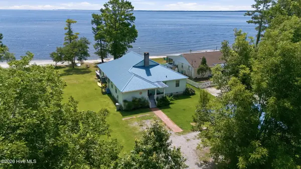 279 Wiggins Point Road, Oriental, NC 28571