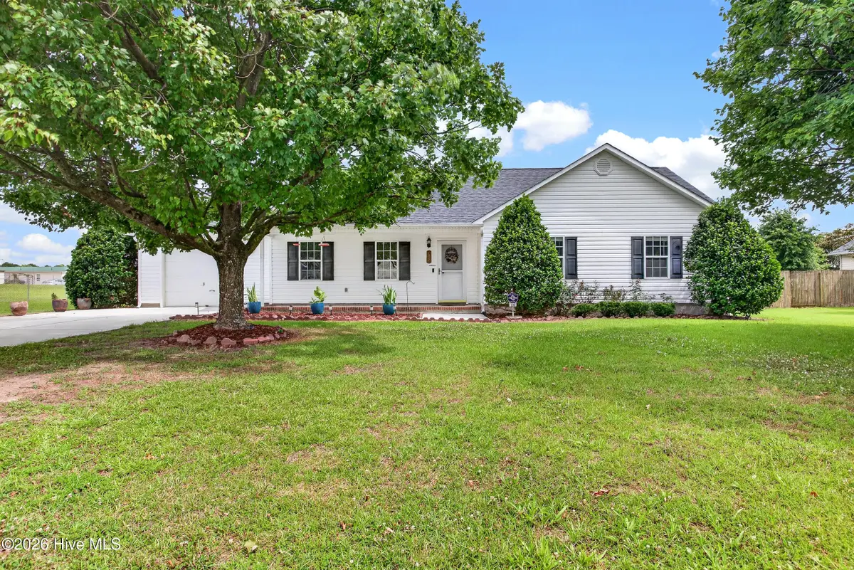 116 Annie Road, Richlands, NC 28574 - #1