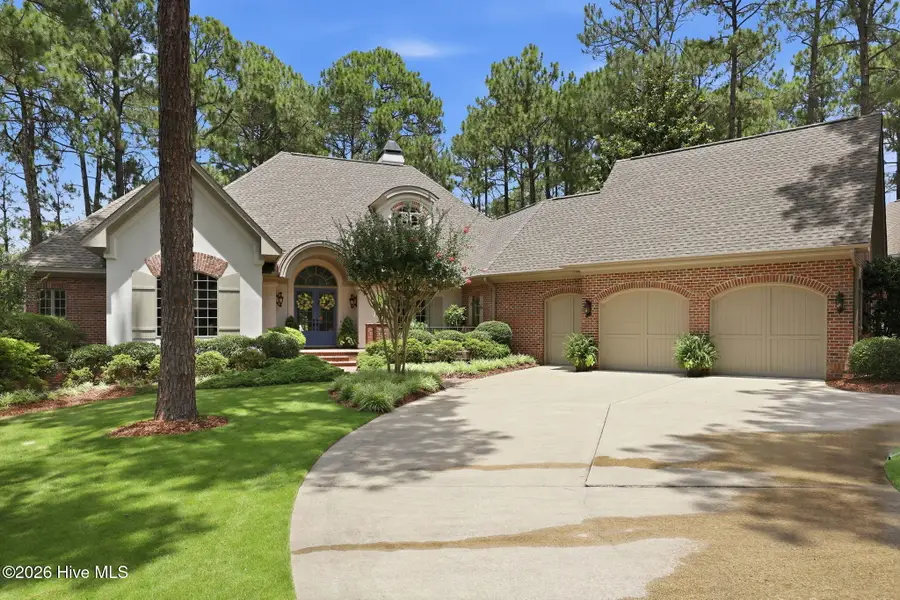 6 Augusta Drive, Southern Pines, NC 28387 - #2