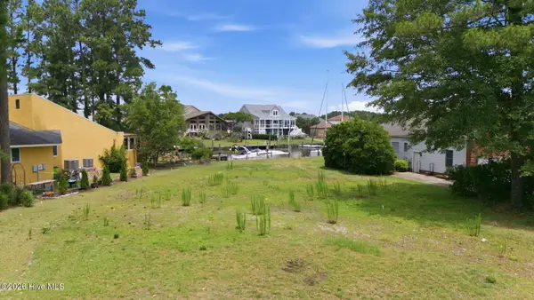 903 Salt Cay Court, New Bern, NC 28560