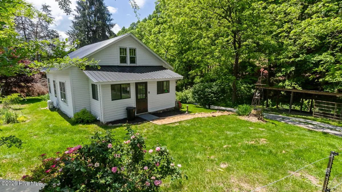 1740 Windingstairs Road, Topton, NC 28781 - #1