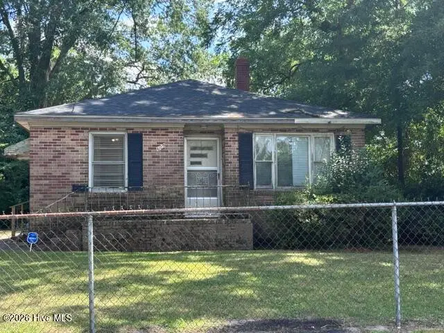 609 E Vernon Avenue, Kinston, NC 28501 - #1