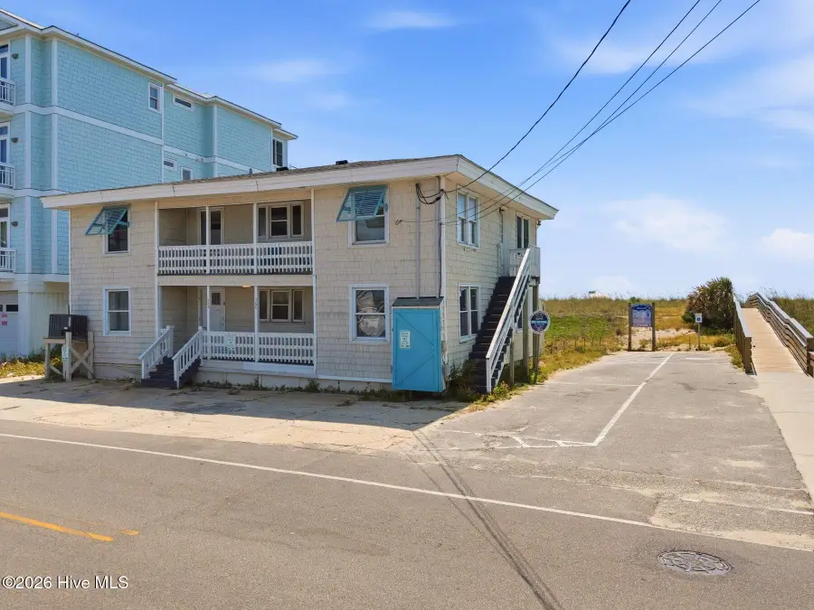 500 Carolina Beach Avenue N, Carolina Beach, NC 28428 - #2