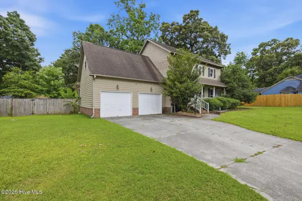 106 Broken Oak Court, Jacksonville, NC 28540