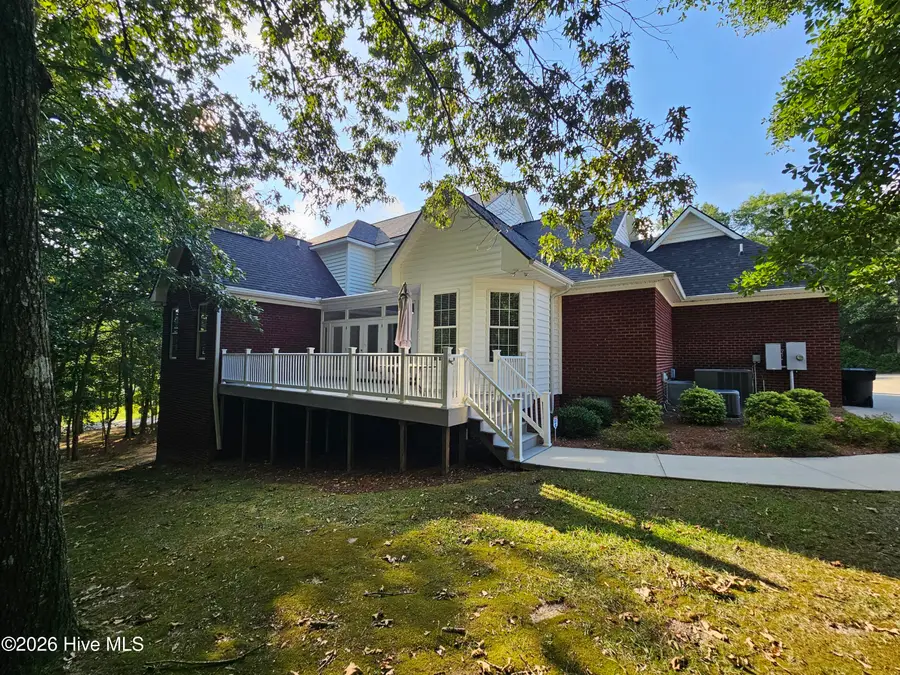 205 Deer Track Drive, Clinton, NC 28328 - #3