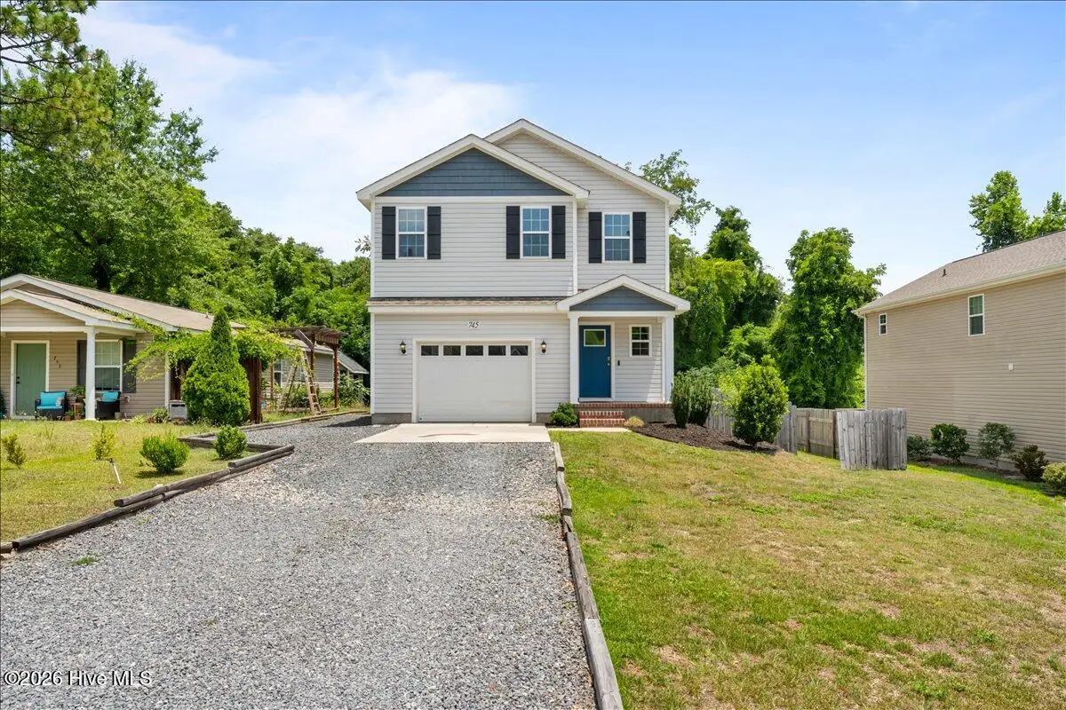 745 W Illinois Avenue, Southern Pines, NC 28387 - #1