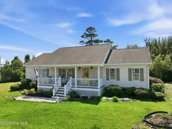 202 Willis Drive, Harkers Island, NC 28531