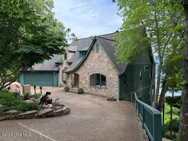 39 Cheoah Trail, Lake Santeetlah, NC 28771