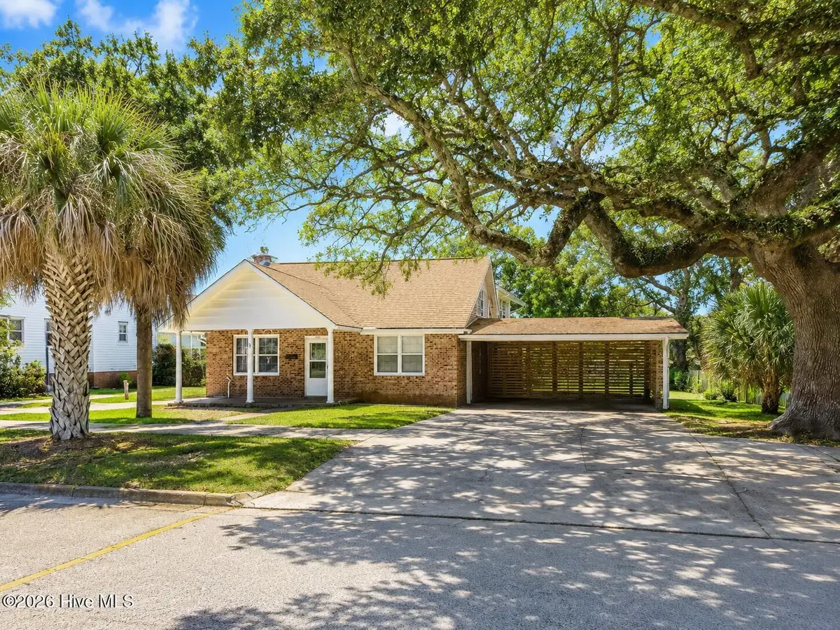 205 W Moore Street, Southport, NC 28461 - #1