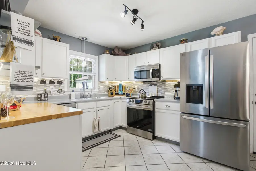 1105 Plymouth Drive, New Bern, NC 28562 - #3