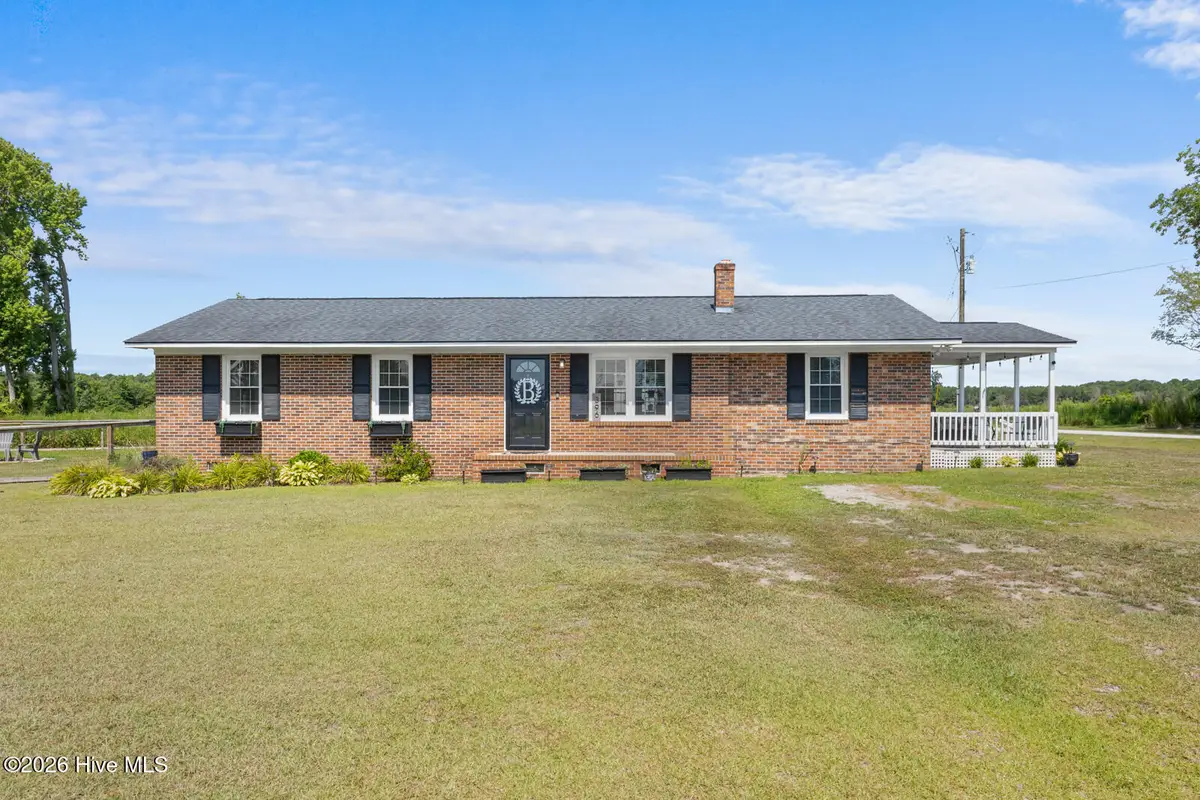 396 Edwards Road, Beulaville, NC 28518 - #1