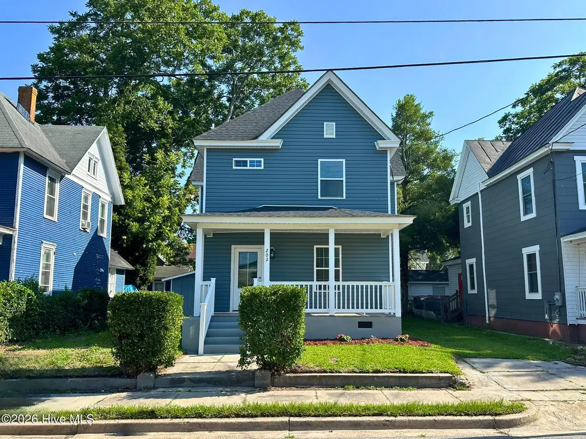 202 W Burgess Street, Elizabeth City, NC 27909 - #1
