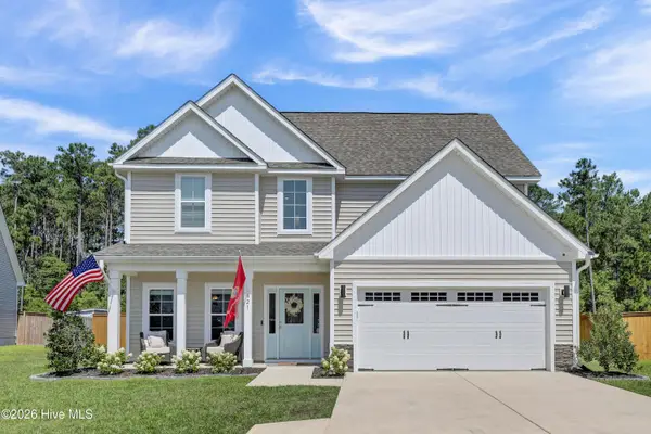 821 Cooke Drive, Hubert, NC 28539