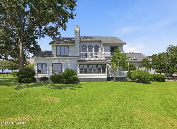 903 South Avenue, Oriental, NC 28571
