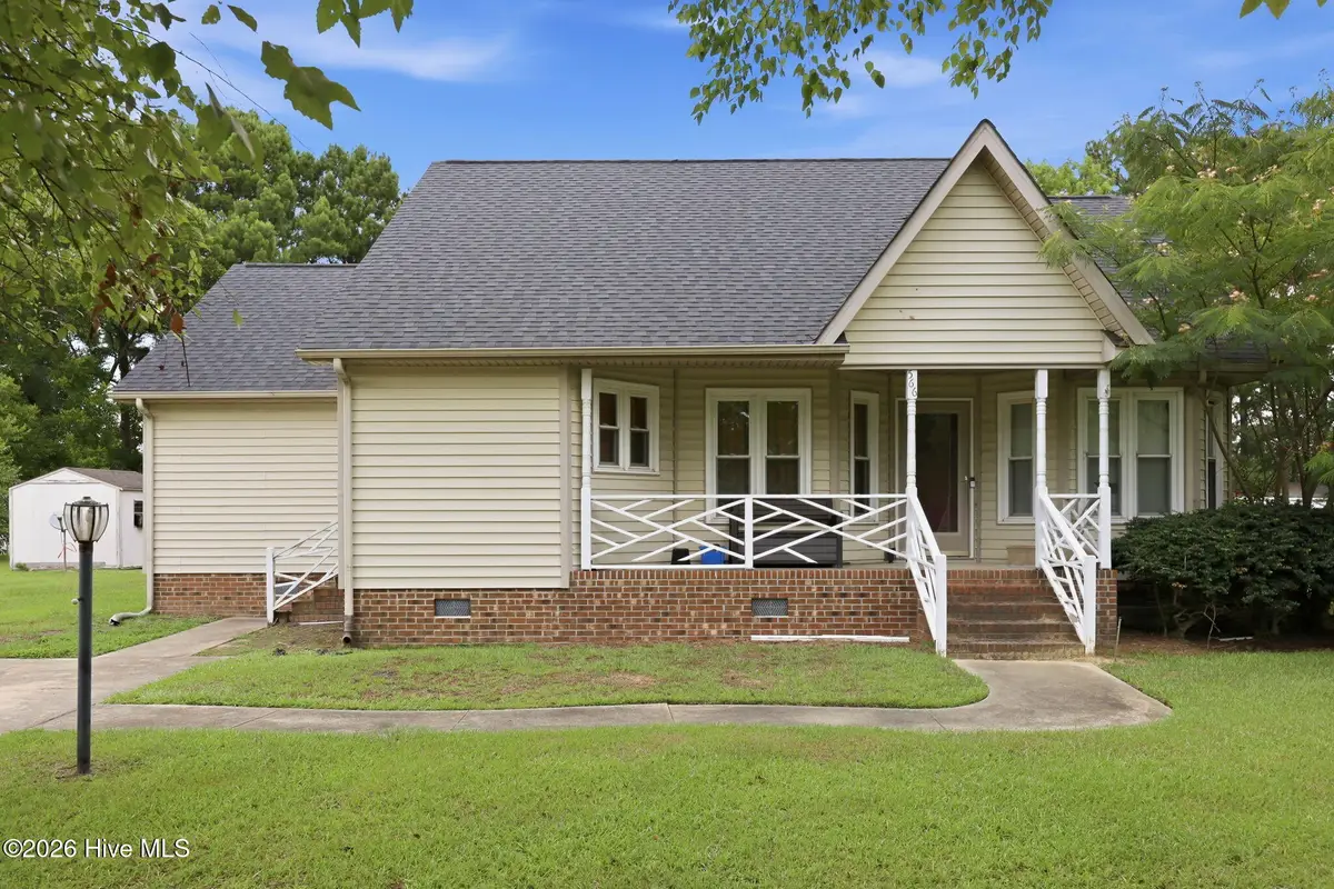 566 Ridge Drive, Winterville, NC 28590 - #1