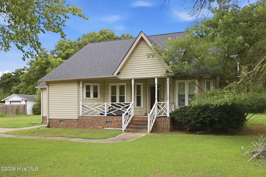 566 Ridge Drive, Winterville, NC 28590 - #2