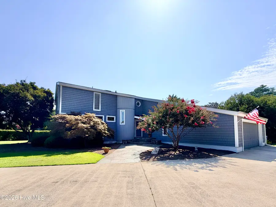 205 Austin Point Drive, Washington, NC 27889 - #2