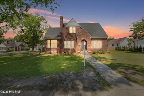 201 NW Railroad Street, Pikeville, NC 27863