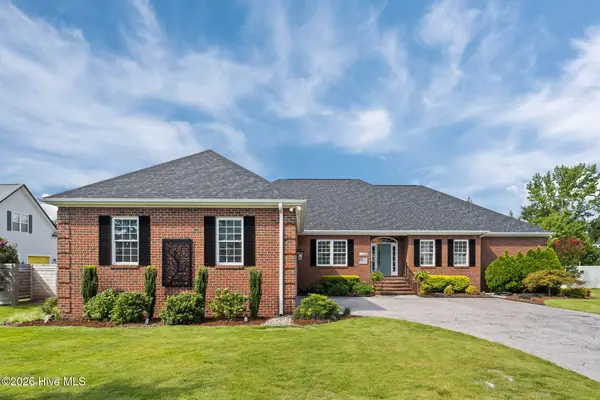 102 Dunleith Place, Jacksonville, NC 28540