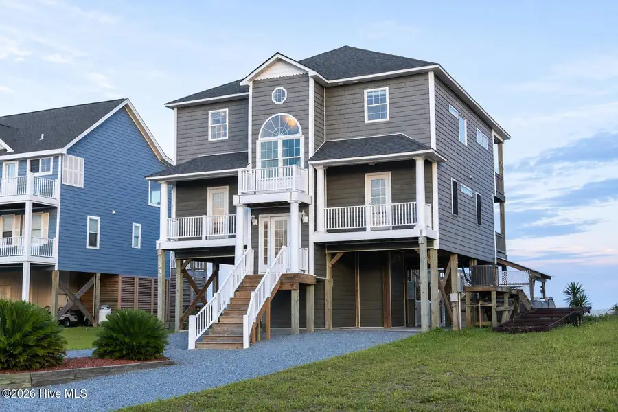 34 Porpoise Place, North Topsail Beach, NC 28460 - #3