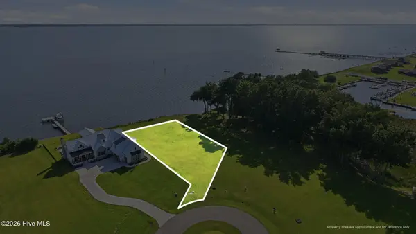 28 Wax Myrtle Court, Minnesott Beach, NC 28510