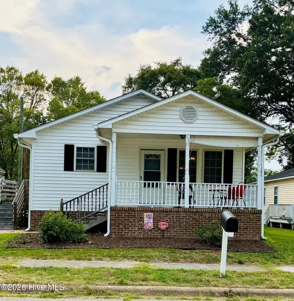 810 E Saint John Street, Tarboro, NC 27886