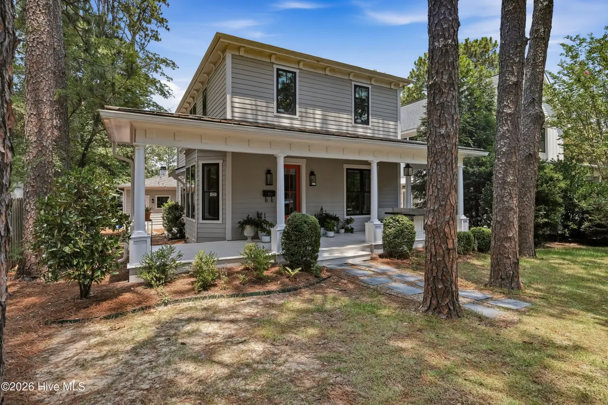 170 E Delaware Avenue, Southern Pines, NC 28387 - #1