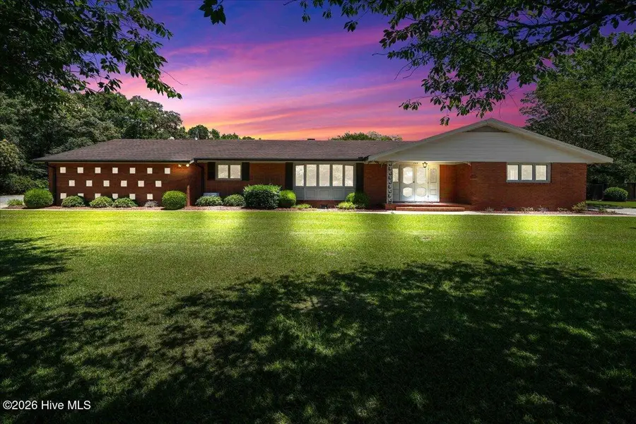 704 E Forest Hill Drive, Goldsboro, NC 27534 - #2