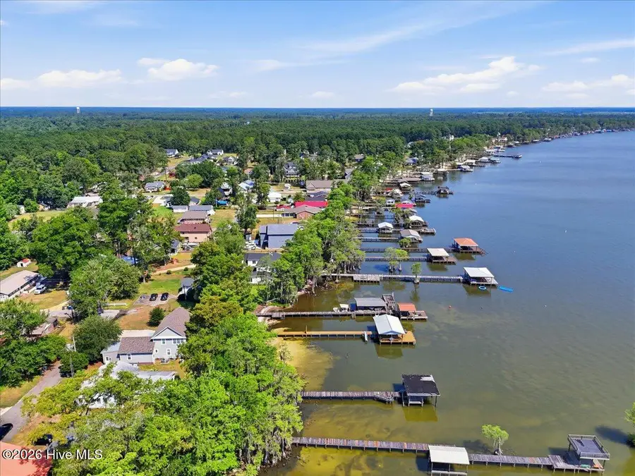 113 Clinton Road, Elizabethtown, NC 28337 - #2