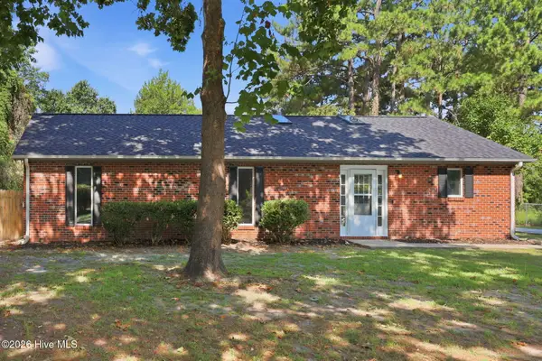 192 Sherrill Loop Road, Sneads Ferry, NC 28460