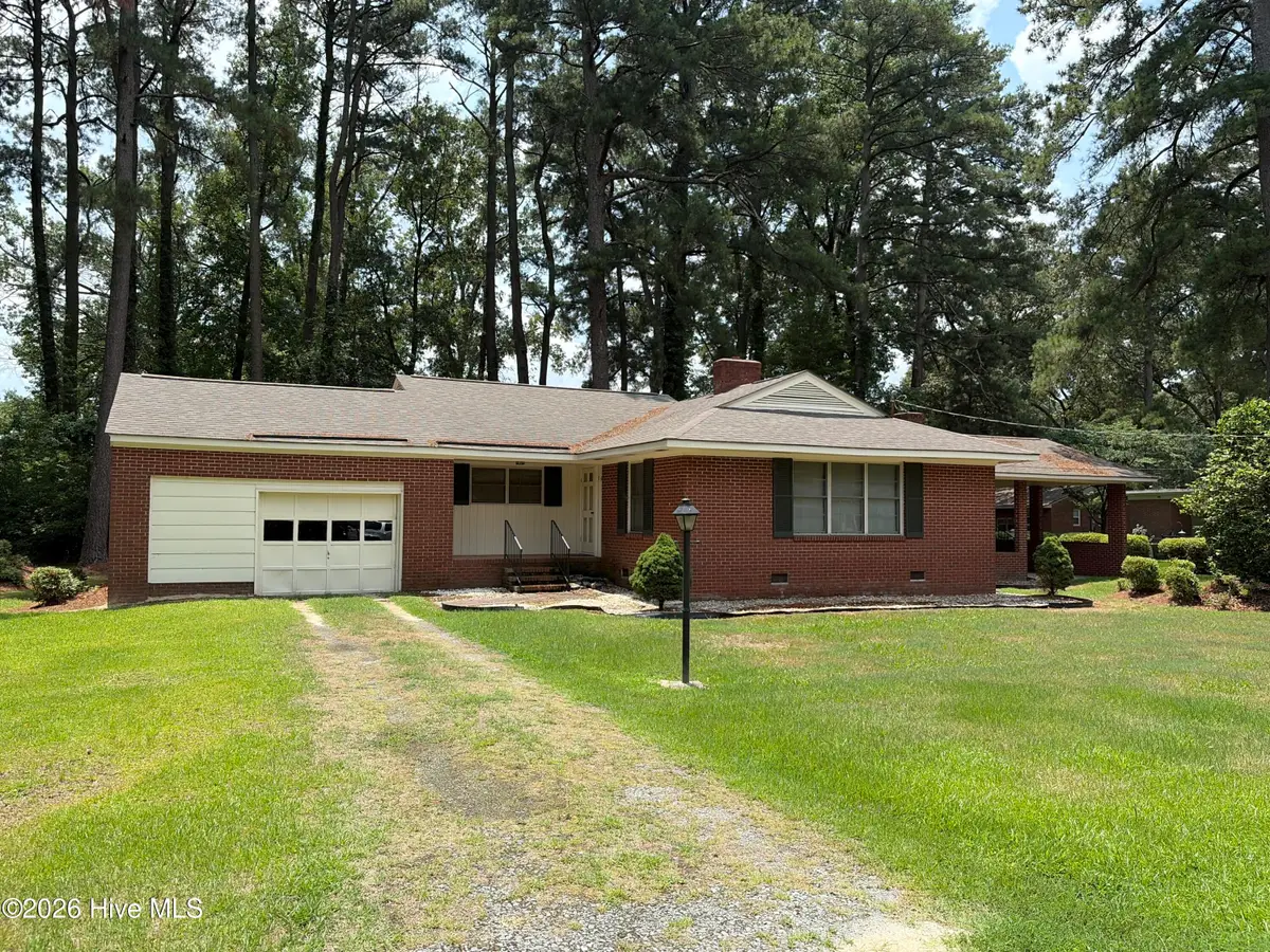 211 Nelson Street, Bethel, NC 27812 - #1