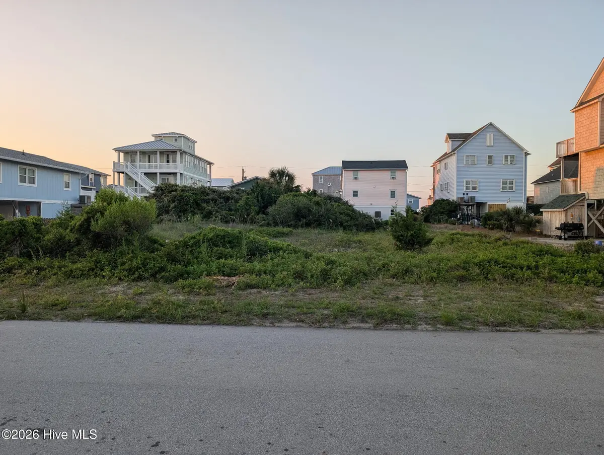 1110 N Topsail Drive N, Surf City, NC 28445 - #1