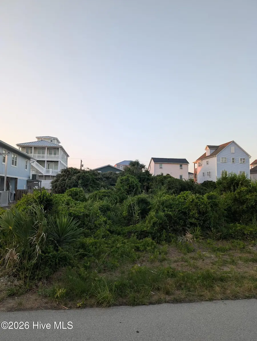 1110 N Topsail Drive N, Surf City, NC 28445 - #3