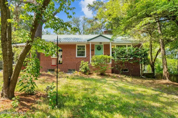 405 Elm Street, Aberdeen, NC 28315