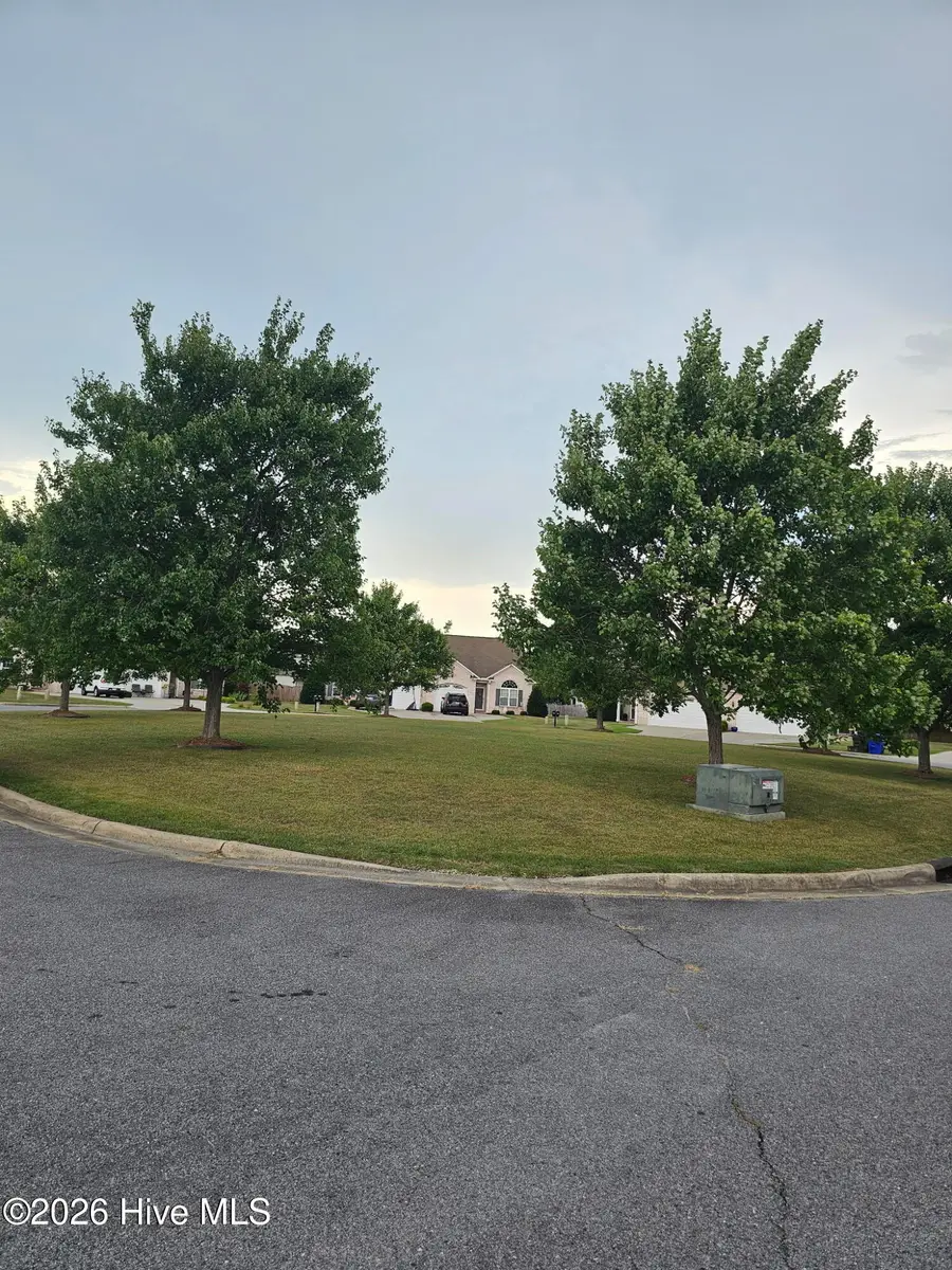 2012 Croyden Circle #B, Greenville, NC 27834 - #2