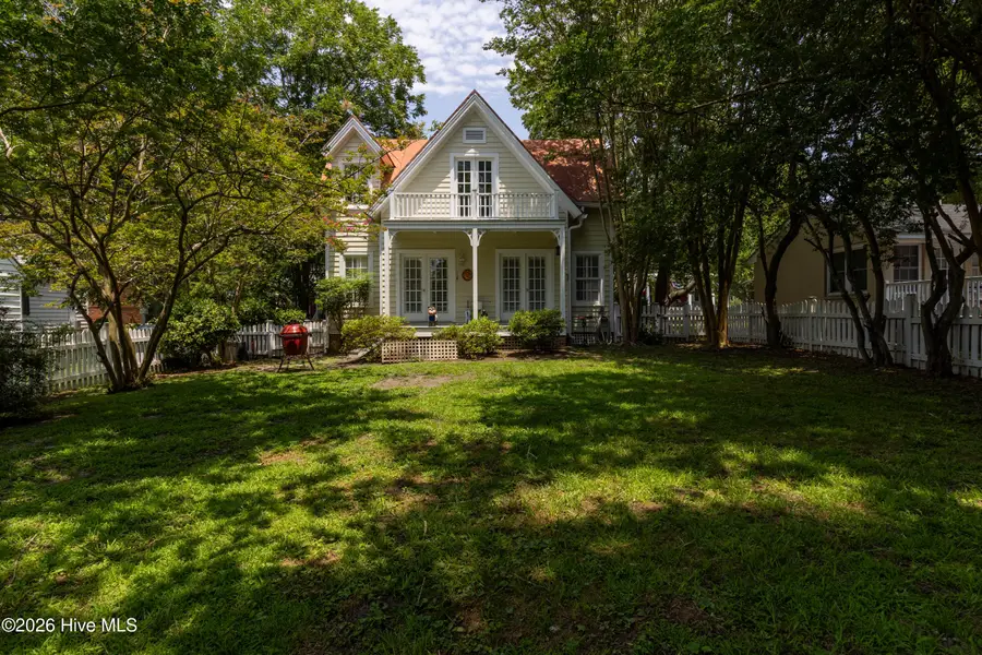 220 E King Street, Edenton, NC 27932 - #2
