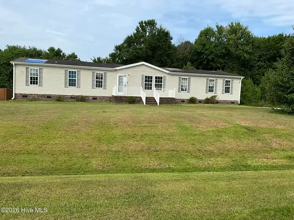 102 Cypress Knee Drive, Richlands, NC 28574
