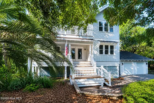 114 N Bald Head Wynd, Bald Head Island, NC 28461