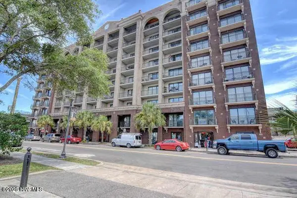 106 N Water Street #202, Wilmington, NC 28401