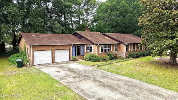 112 Alexander Circle, Greenville, NC 27858