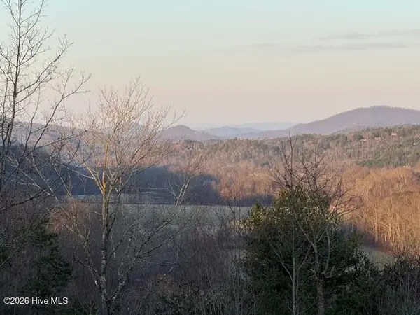 8,9 Downings Creek Road, Hayesville, NC 28904