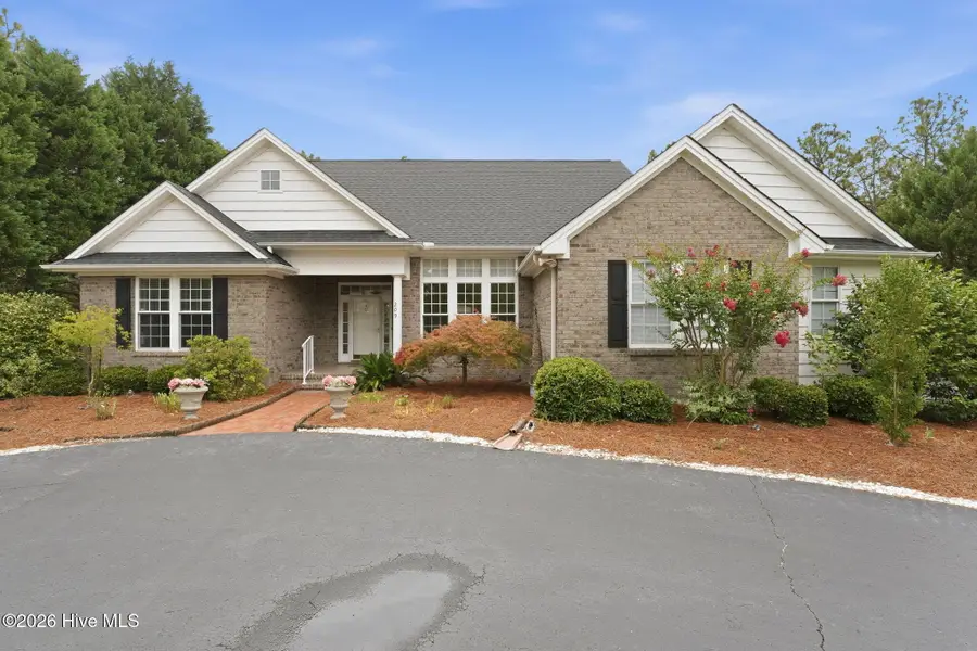 209 Longleaf Drive, West End, NC 27376 - #2