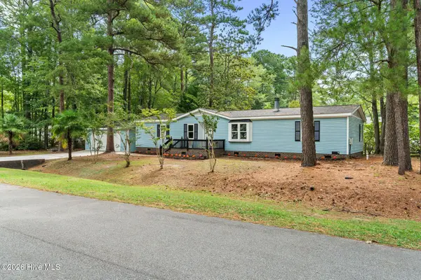 496 Maplewood Drive Nw, Calabash, NC 28467