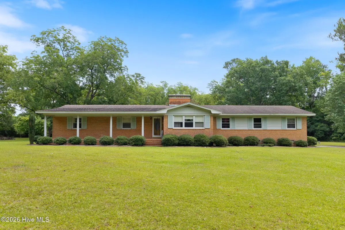 312 N Mitchell Ford Road, Clarkton, NC 28433 - #1