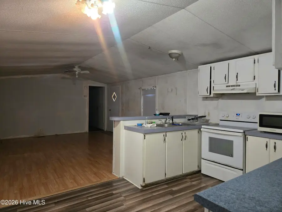 725 Pearson Circle, Newport, NC 28570 - #2