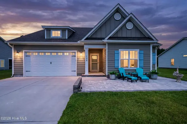 124 S Brightleaf Drive, Minnesott Beach, NC 28510